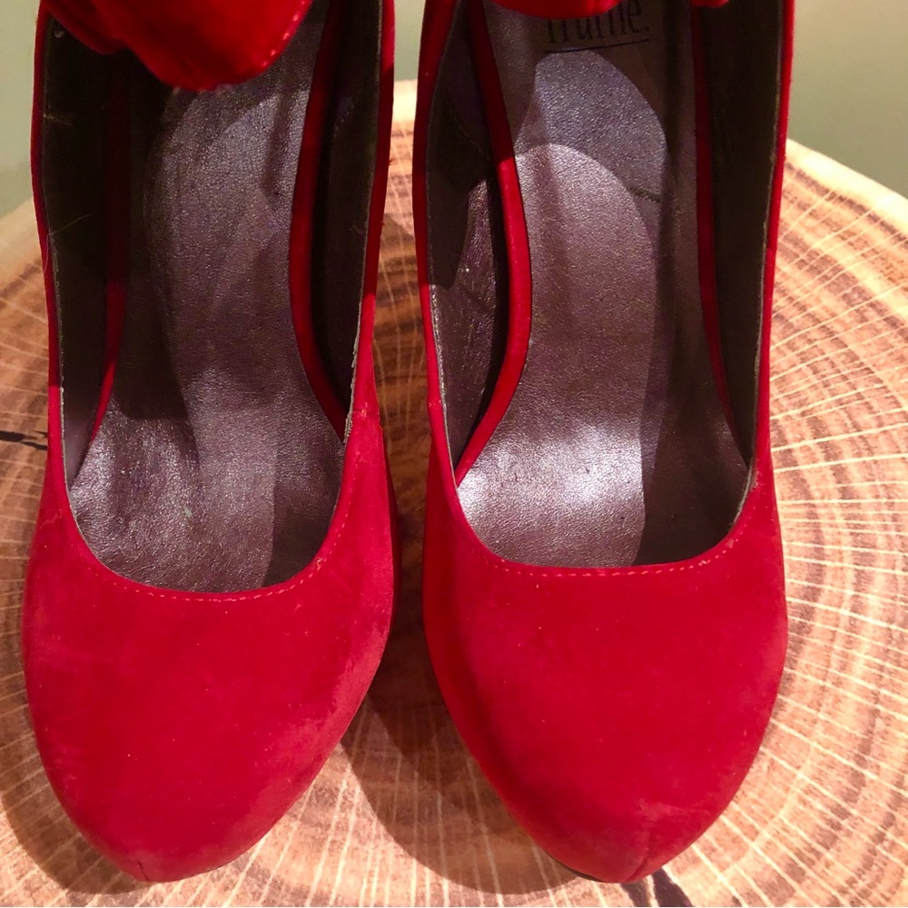 ASOS Truffle, Ruby Velvet Heels - Picture 7 of 7
